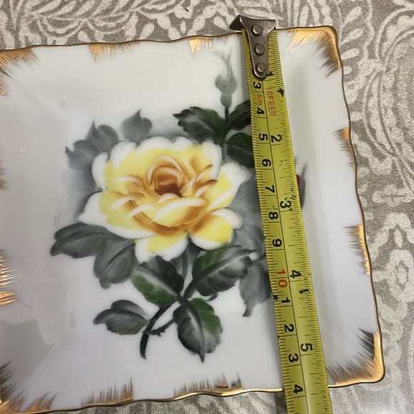 Vintage Lefton China hand painted trinket dish wall hanging yellow Rose design - Picture 4 of 4